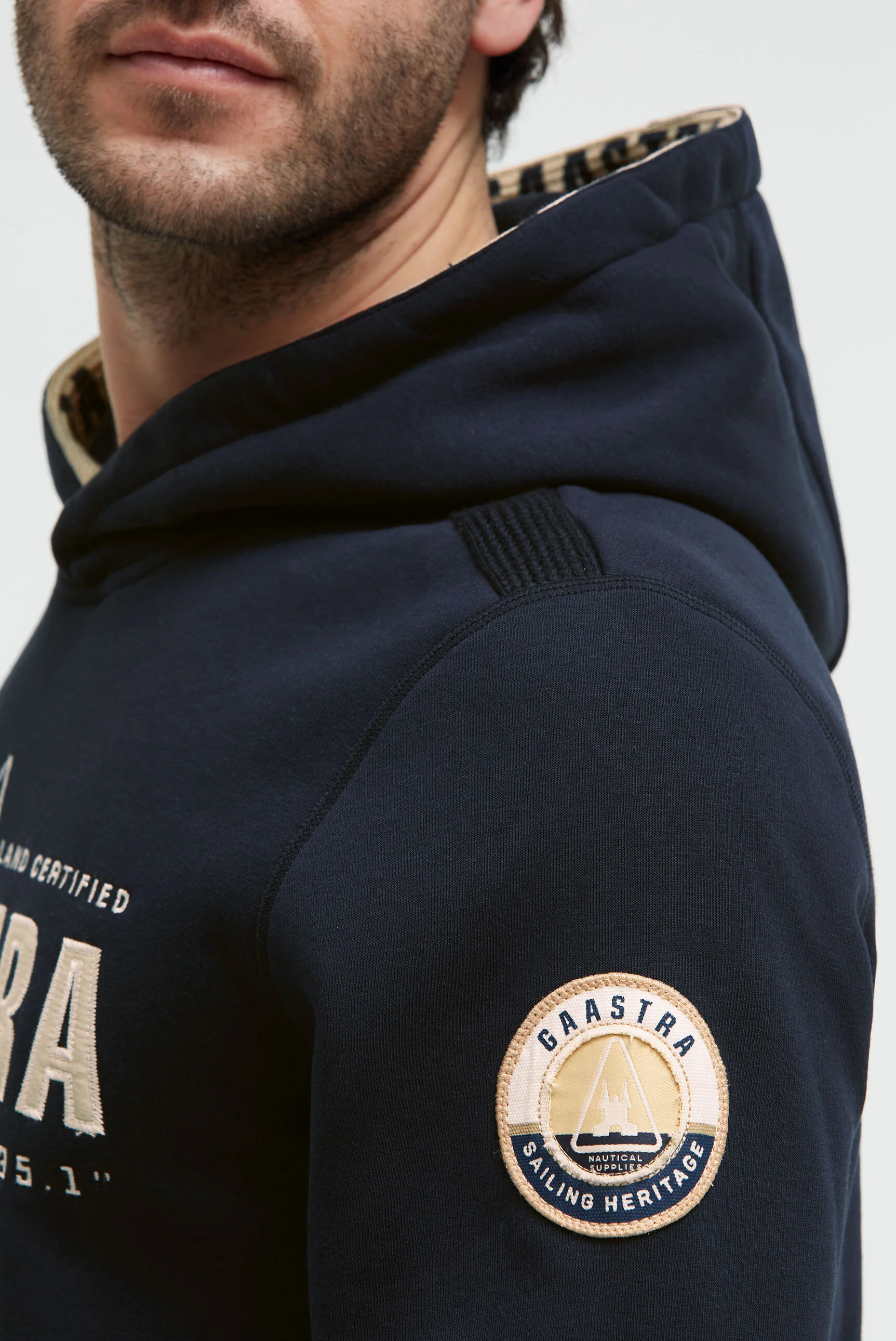 Hoodie mit Logo-Applikation und Tapes blue navy - Image 6