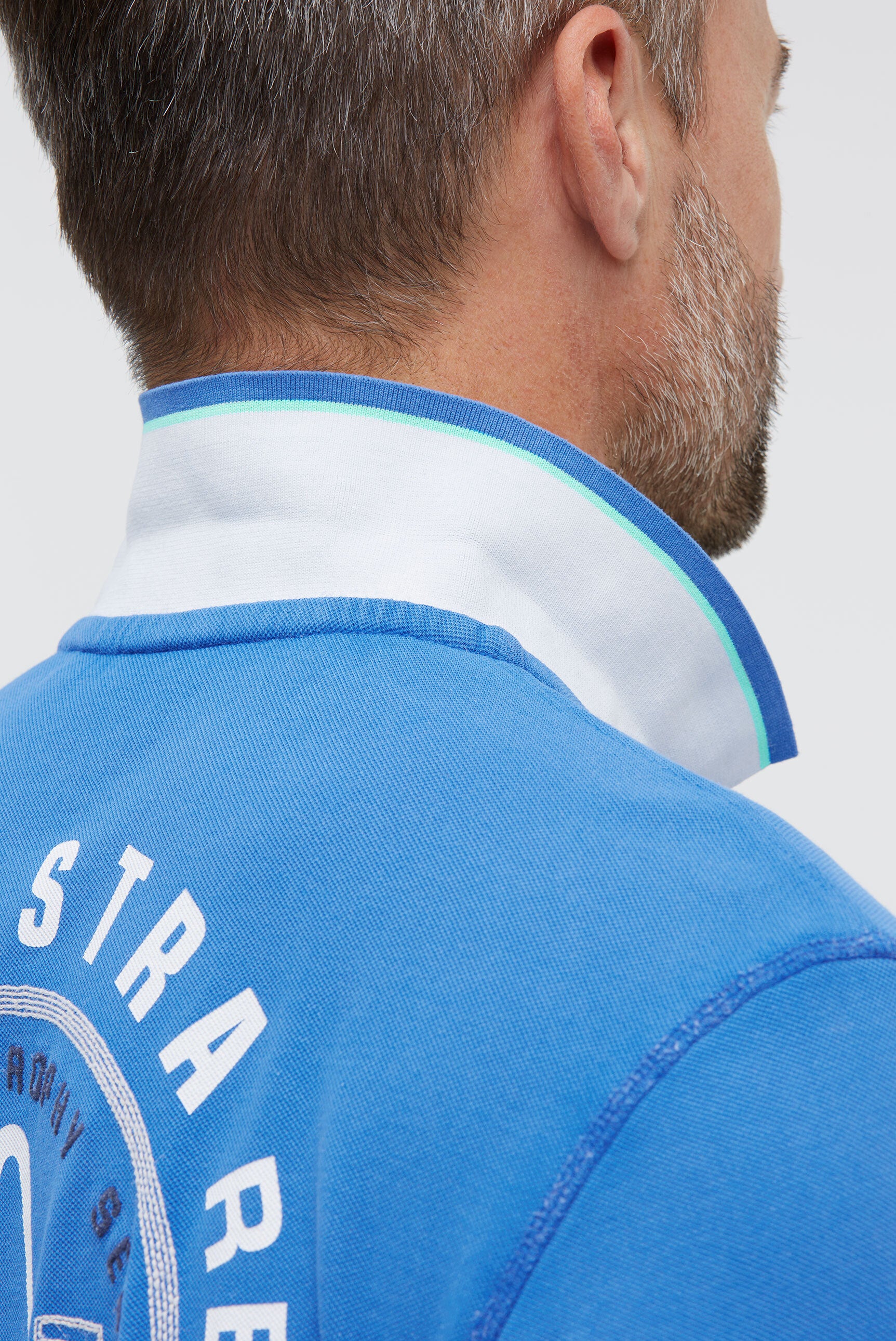 Poloshirt aus Pikee mit Back Artwork blue horizon - Image 7